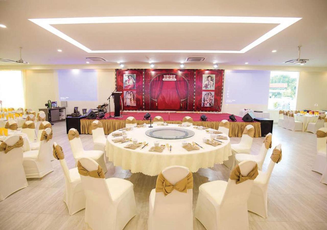 Angsoka Hotel Teluk Intan Exterior photo